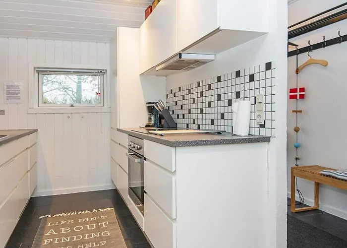 בית נופש 8 Person In Tarm-by Traum