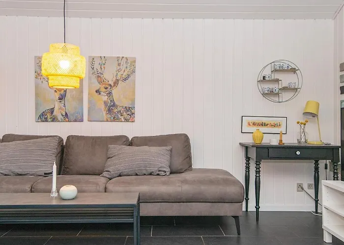 8 Person In Tarm-by Traum בית נופש