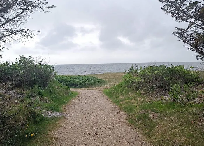 8 Person In Tarm-by Traum Fjerbæk